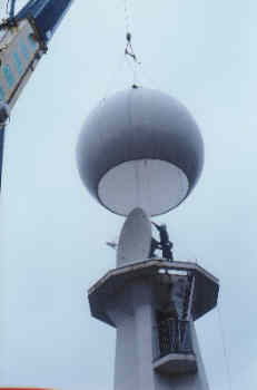 HIT_radome&dish1.jpg - 5616 Bytes